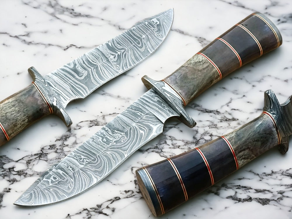 Luxurious Hunting Knife-Damascus Stainless Steel, Razor Sharp Blade With Camel Bone & Rosewood Handle – Perfect Hunter’s Choice!