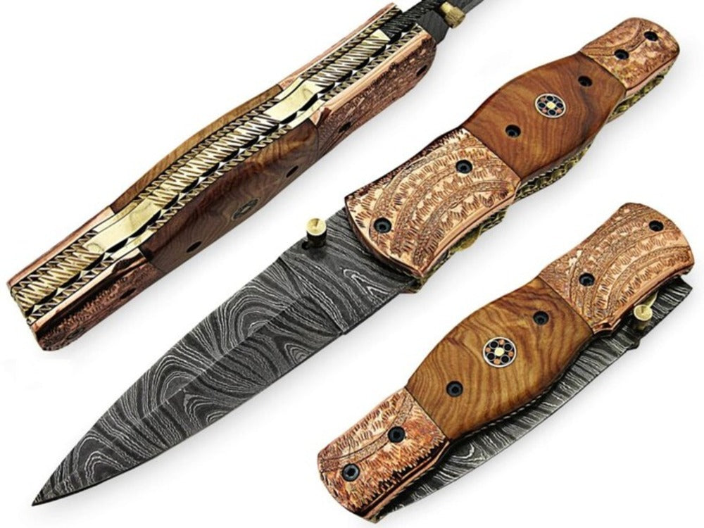 Custom Handmade Eagle Shape Engraved Damascus Knife with Blue Bone And Buffalo Horn Handle And Leather Sheath