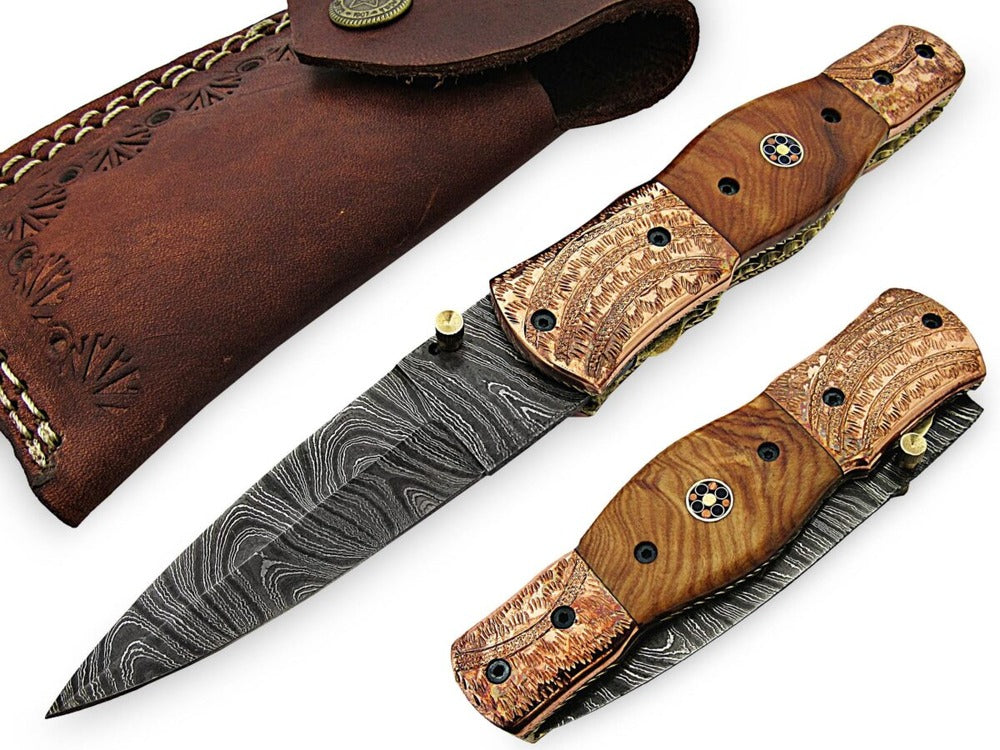 Custom Handmade Eagle Shape Engraved Damascus Knife with Blue Bone And Buffalo Horn Handle And Leather Sheath