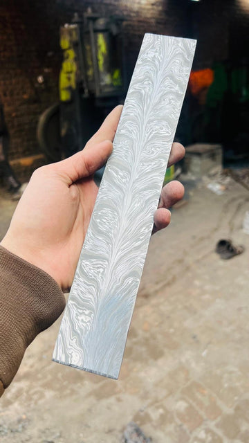 Damascus steel billet – Feather Pattern