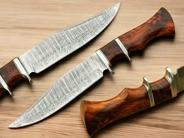 Historic Masterpiece for Hunters Hand-Forged Bowie Damascus Knife with Luxurious Leather Sheath!