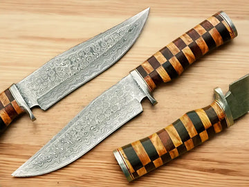 Antique Damascus Steel Hunting Knife – Rose Wood & Olive Wood Handle with a Leather Sheath