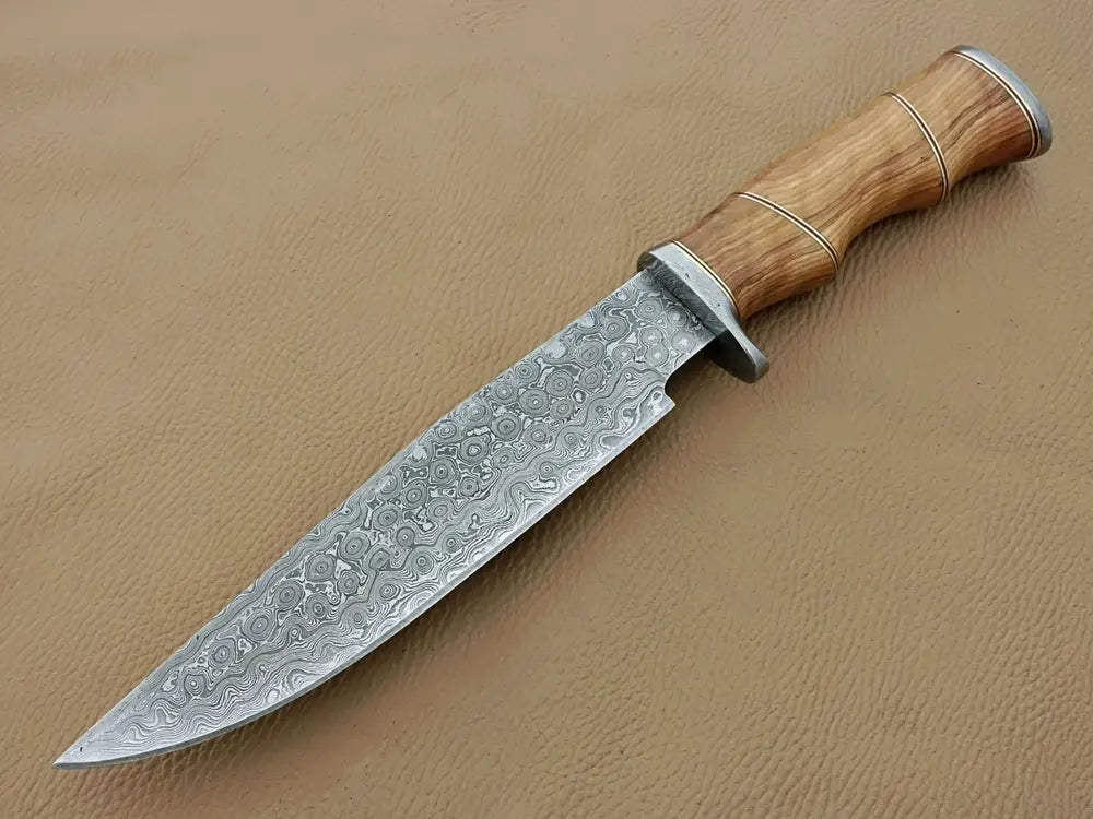 Handmade Damascus Knife with Chinar Wood Handle