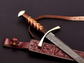 Hunter's Favorite! Handmade Damascus Steel Roman Gladius Sword with Black Wood Handle & Leather Sheath